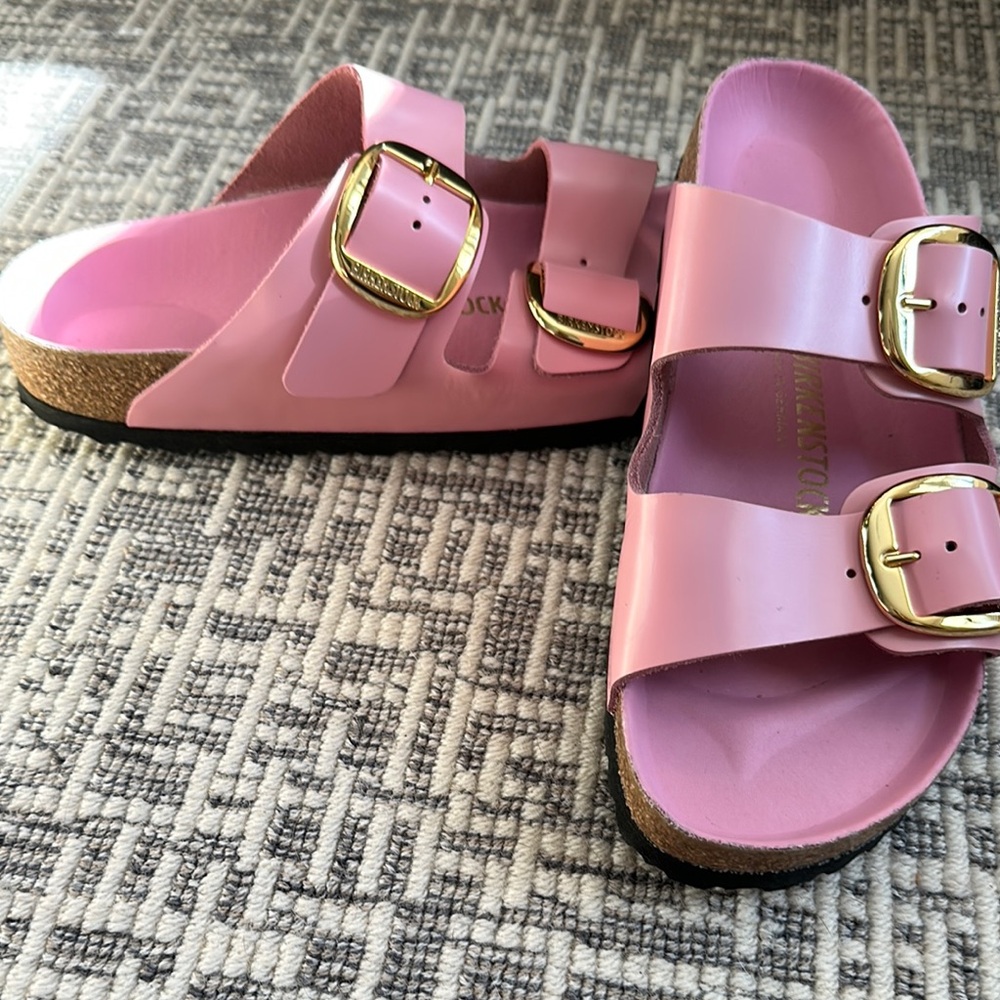 EXCELLENT CONDITION- Birkenstock Arizona Big Buckle